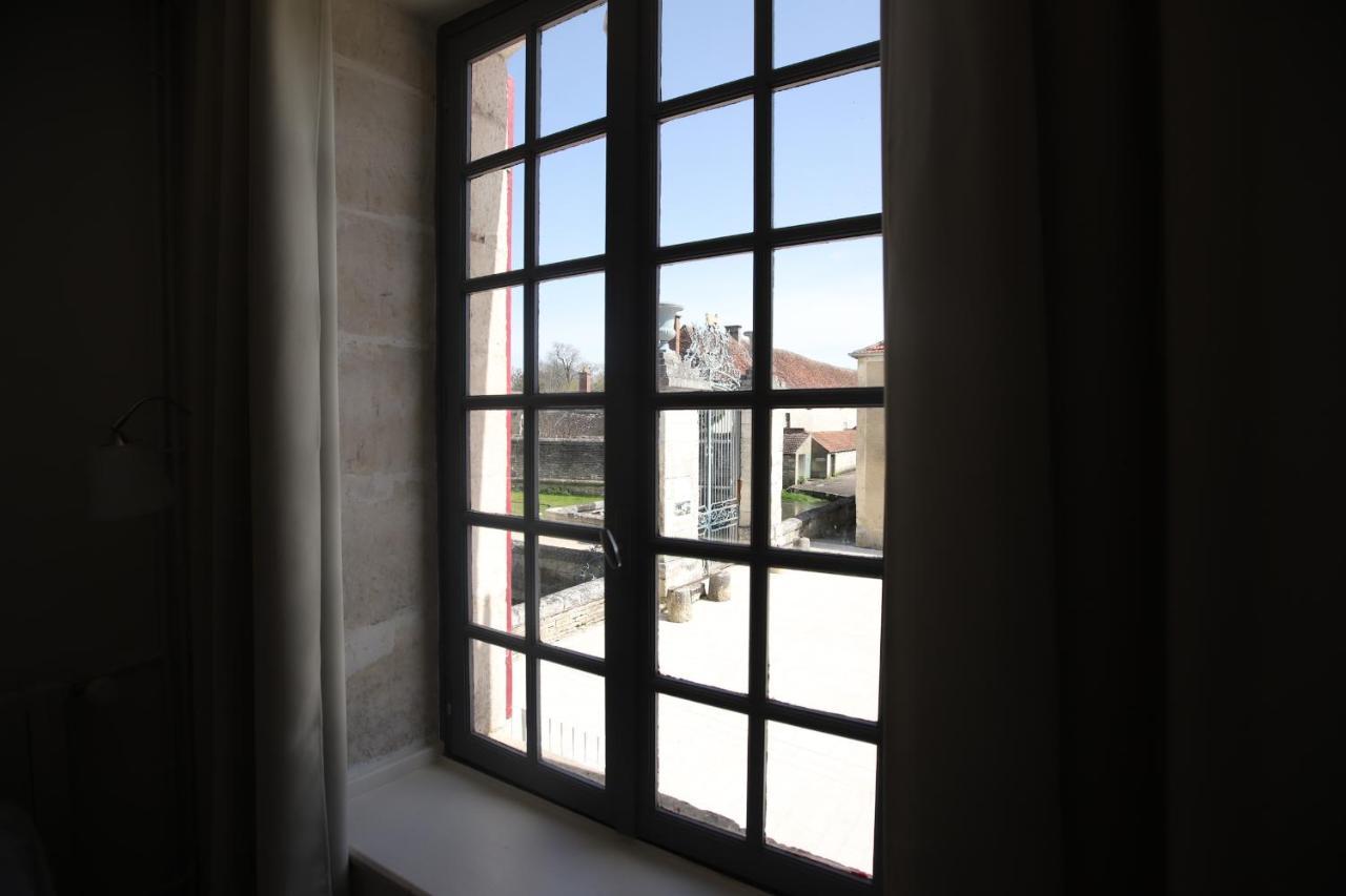 La Basse Cour Hotel Tanlay Kültér fotó