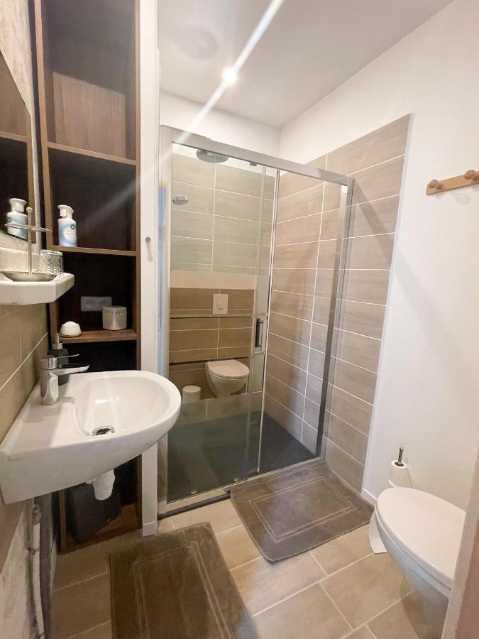 La Basse Cour Hotel Tanlay Kültér fotó